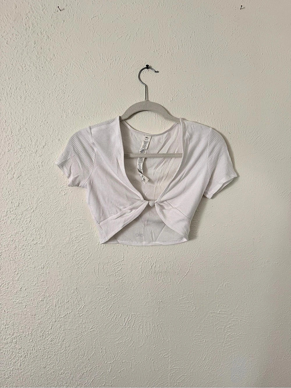 Alo Ribbed Tie-Front Crop Top in White Small Like New